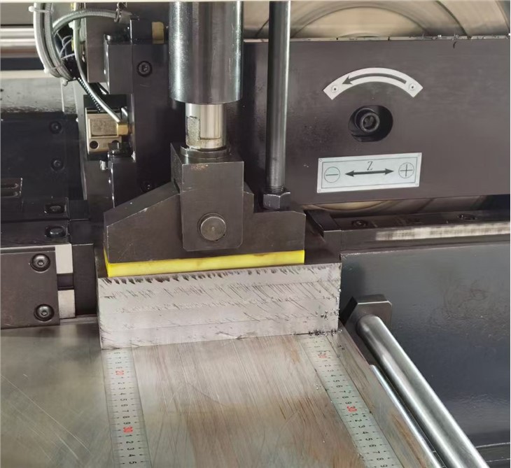 Good Sale India CNC Sawing And Milling Machine With High Productivity